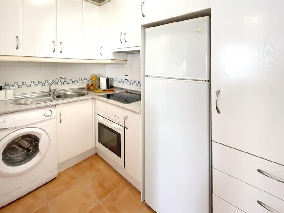 Ks Costa Mayka - San Jose - Kaleria Suites المظهر الخارجي الصورة