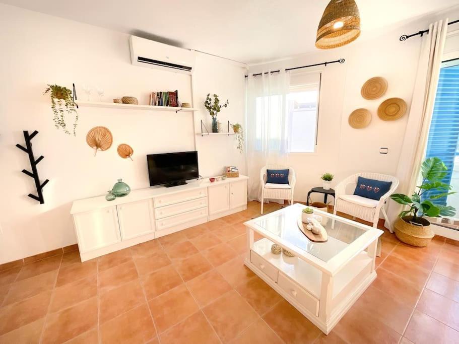 Ks Costa Mayka - San Jose - Kaleria Suites المظهر الخارجي الصورة