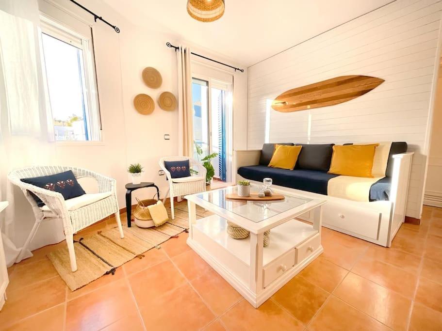 Ks Costa Mayka - San Jose - Kaleria Suites المظهر الخارجي الصورة