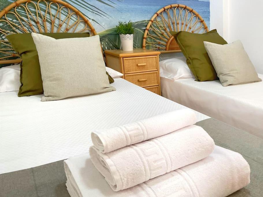 Ks Costa Mayka - San Jose - Kaleria Suites المظهر الخارجي الصورة